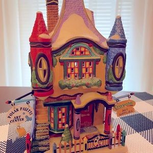 SOLD 🖍️ Department 56 North Pole Series Polar Palette Art Center Crayola #56726